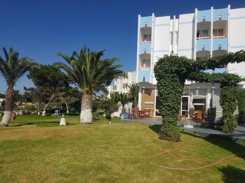 Farah Safi Hotel Exterior photo